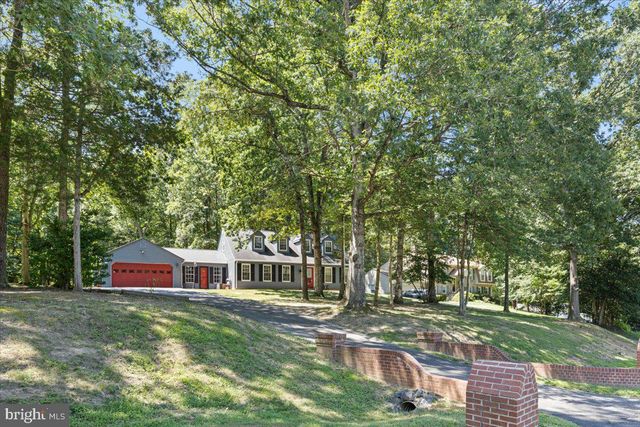 8640 VALLEY DR, Waldorf, MD 20603