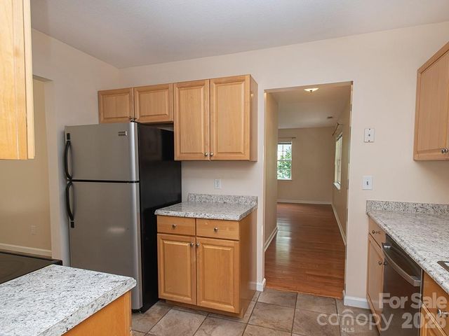 17 Pinecrest Drive, Asheville, NC 28803