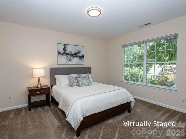 17 Pinecrest Drive, Asheville, NC 28803