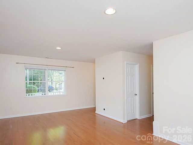 17 Pinecrest Drive, Asheville, NC 28803