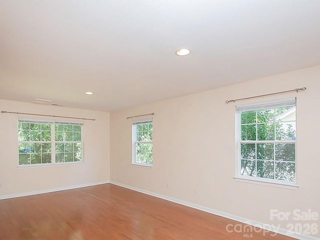 17 Pinecrest Drive, Asheville, NC 28803