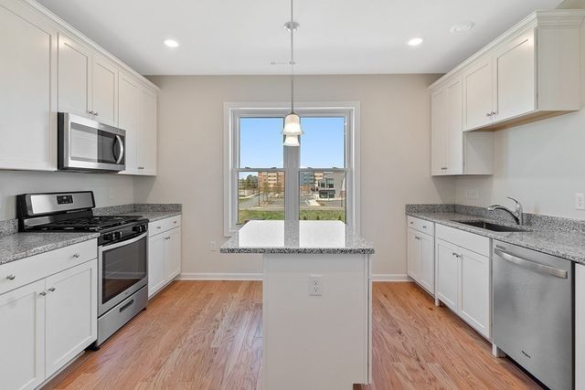 130 University 1106, Westwood, MA 02090