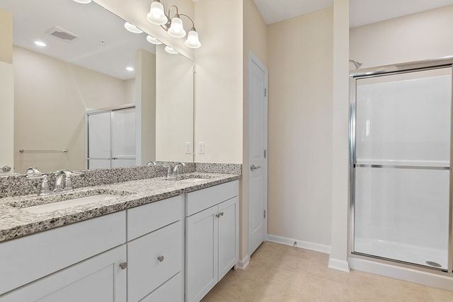 130 University 1106, Westwood, MA 02090