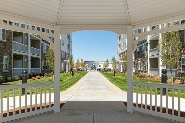 130 University 1106, Westwood, MA 02090