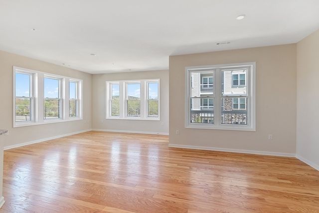 130 University 1106, Westwood, MA 02090