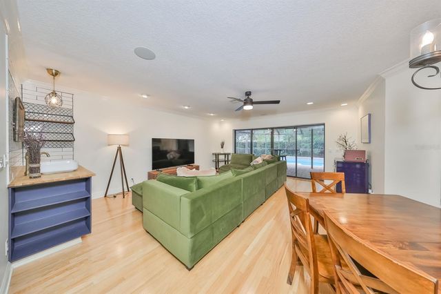 817 BANNOCKBURN AVENUE, Temple Terrace, FL 33617