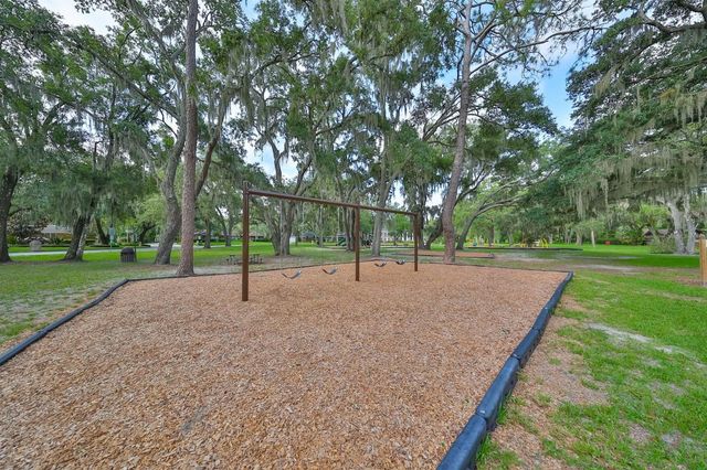 817 BANNOCKBURN AVENUE, Temple Terrace, FL 33617