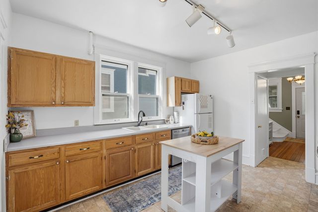 1001 22nd Street, Rock Island, IL 61201