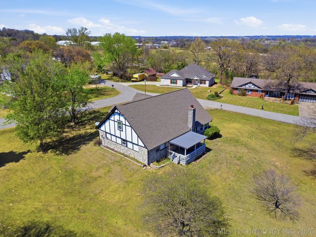 27620 E 126th Street S, Coweta, OK 74429