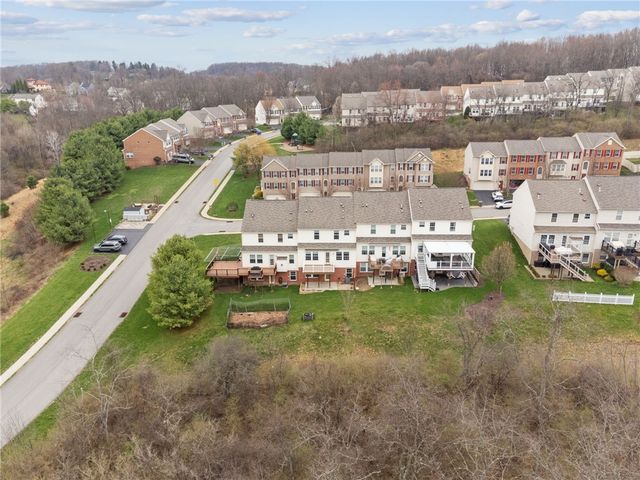 102 Bellefield Ct., Richland, PA 15044
