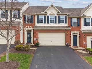 102 Bellefield Ct., Richland, PA 15044