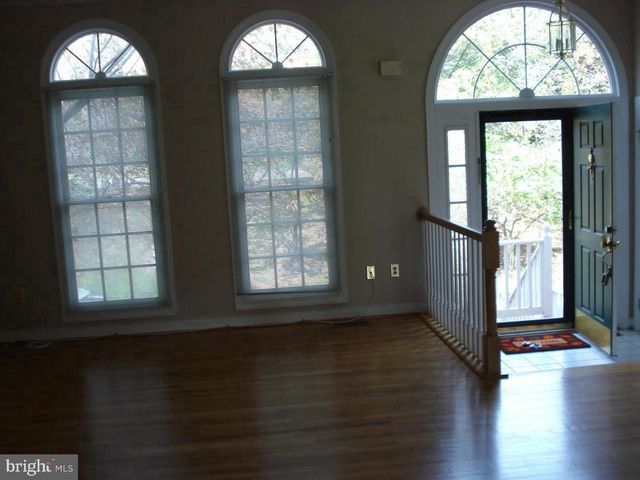 15734 CHERRY BLOSSOM LN, North Potomac, MD 20878