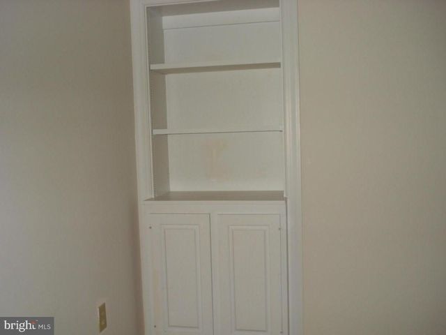 15734 CHERRY BLOSSOM LN, North Potomac, MD 20878