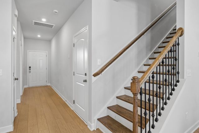 304 Dearborn Sta, Murfreesboro, TN 37128
