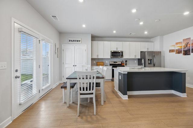 304 Dearborn Sta, Murfreesboro, TN 37128