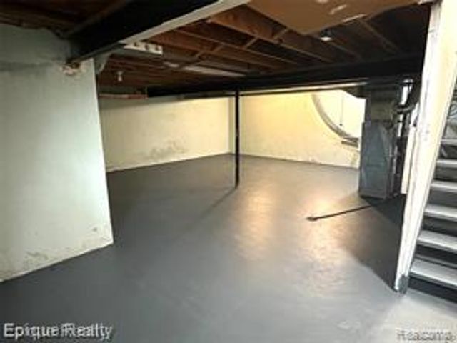 8565 Hampshire Drive, Sterling Heights, MI 48313