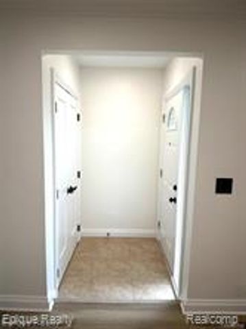 8565 Hampshire Drive, Sterling Heights, MI 48313