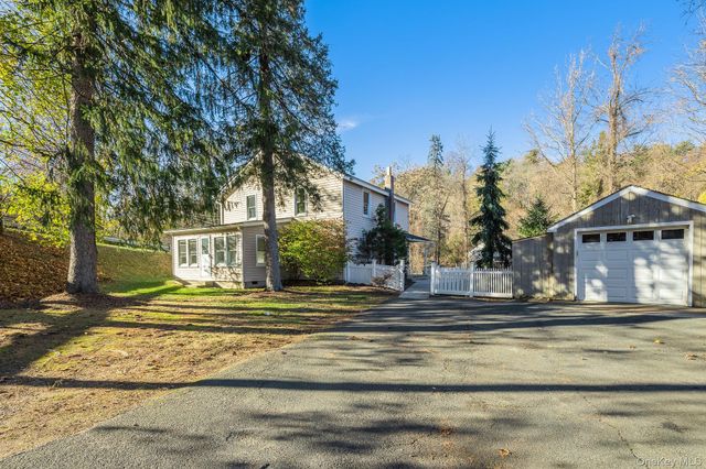 122 Rosman Road, Thiells, NY 10984