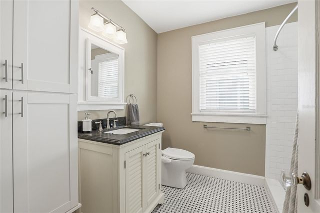 5001 3RD AVENUE S, St Petersburg, FL 33707