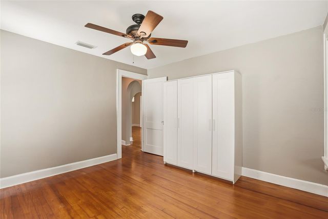 5001 3RD AVENUE S, St Petersburg, FL 33707