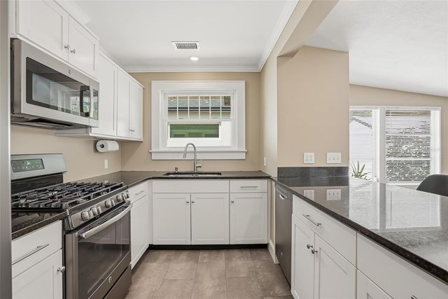 5001 3RD AVENUE S, St Petersburg, FL 33707