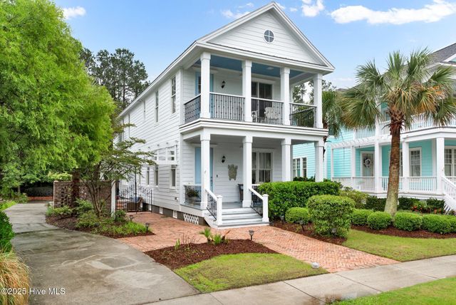 6413 Chalfont Circle, Wilmington, NC 28405