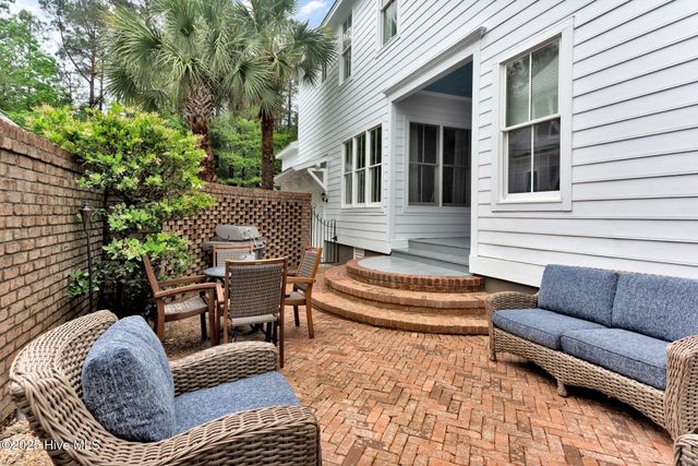 6413 Chalfont Circle, Wilmington, NC 28405