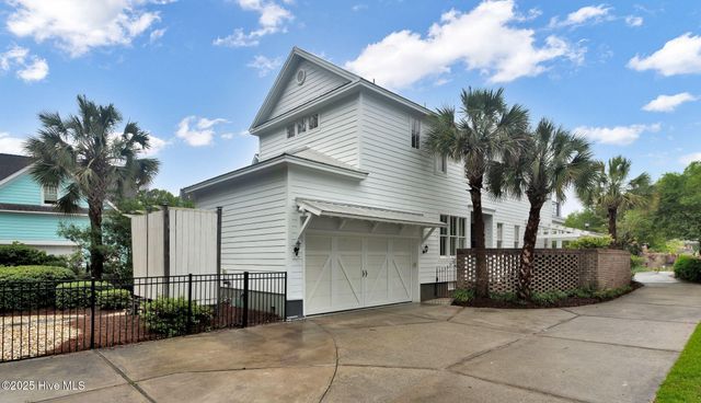 6413 Chalfont Circle, Wilmington, NC 28405