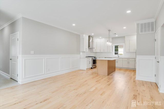 713 Inman Avenue, Colonia, NJ 07067