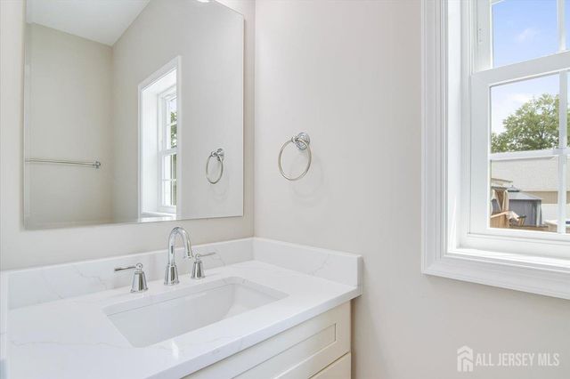 713 Inman Avenue, Colonia, NJ 07067