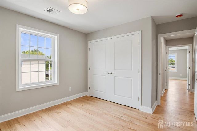 713 Inman Avenue, Colonia, NJ 07067