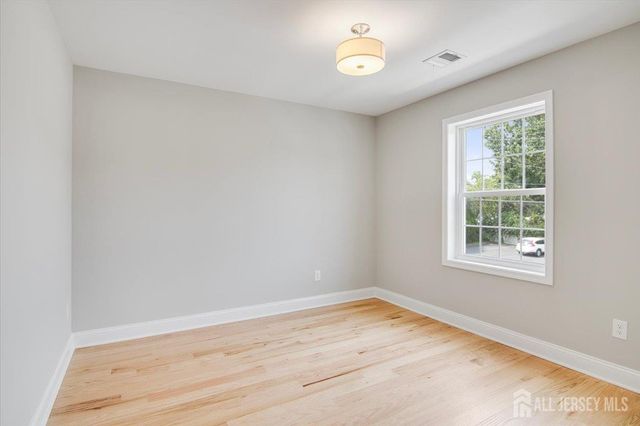 713 Inman Avenue, Colonia, NJ 07067
