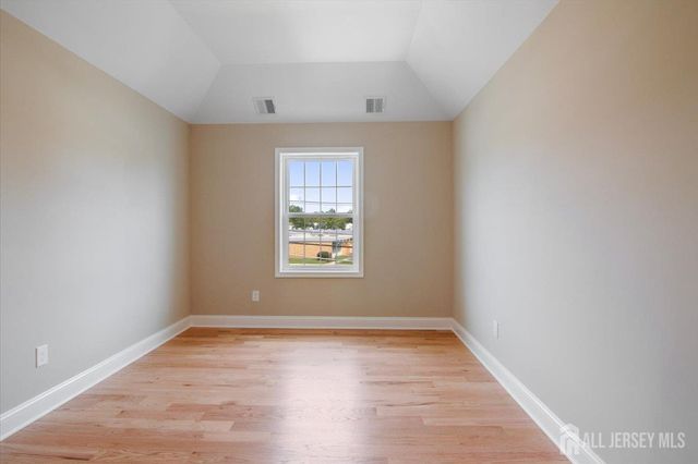 713 Inman Avenue, Colonia, NJ 07067
