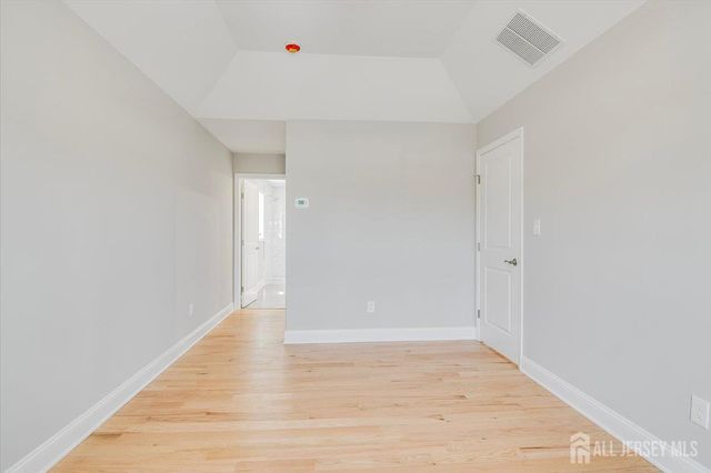 713 Inman Avenue, Colonia, NJ 07067