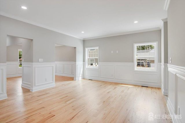 713 Inman Avenue, Colonia, NJ 07067