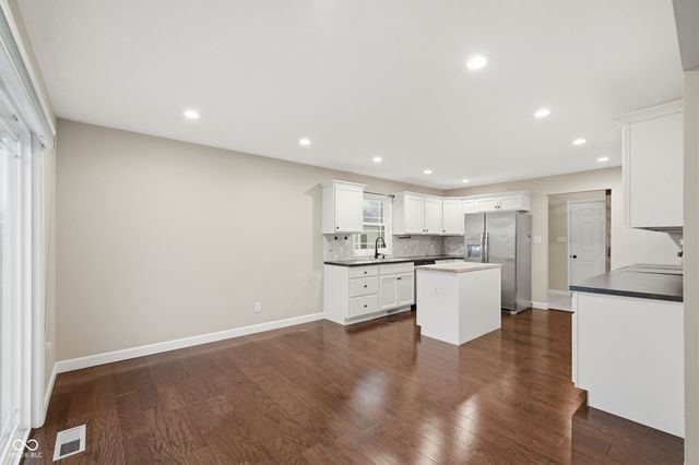 8302 W Ashford Lane, Muncie, IN 47304