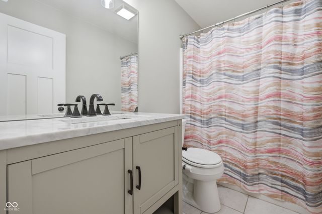 8302 W Ashford Lane, Muncie, IN 47304