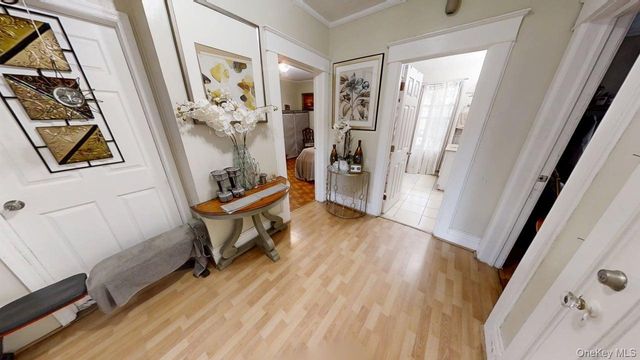 248 Westchester Avenue, Fleetwood, NY 10552