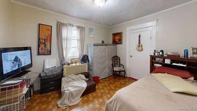 248 Westchester Avenue, Fleetwood, NY 10552