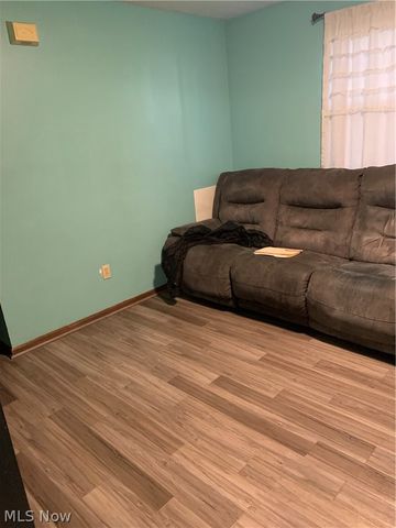 25 Hawk Ridge, Rittman, OH 44270