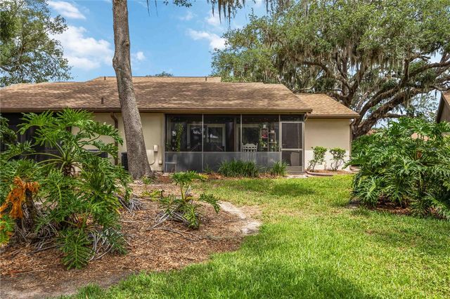 266 OAK HILL DRIVE 34, Sarasota, FL 34232