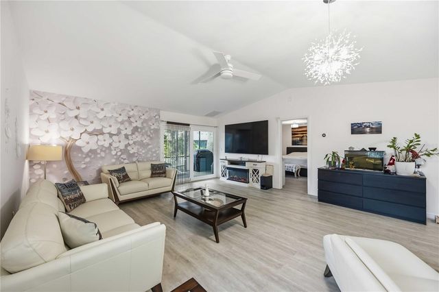 266 OAK HILL DRIVE 34, Sarasota, FL 34232