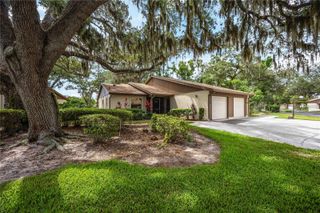 266 OAK HILL DRIVE 34, Sarasota, FL 34232