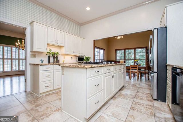 211 Habersham Place, Carrollton, GA 30117