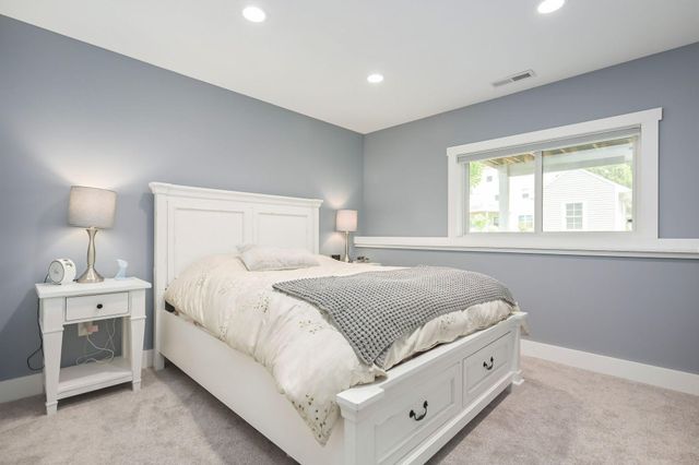 5420 Southridge Circle, Woodbury, MN 55129