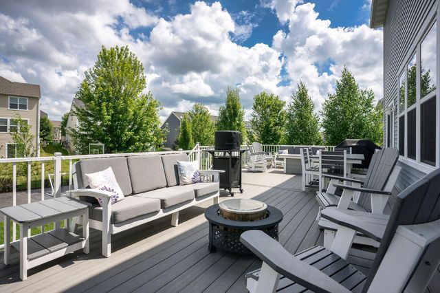 5420 Southridge Circle, Woodbury, MN 55129