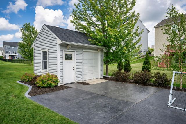5420 Southridge Circle, Woodbury, MN 55129