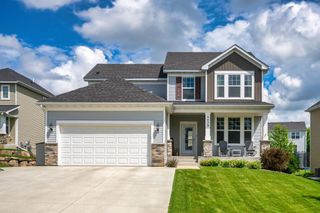 5420 Southridge Circle, Woodbury, MN 55129