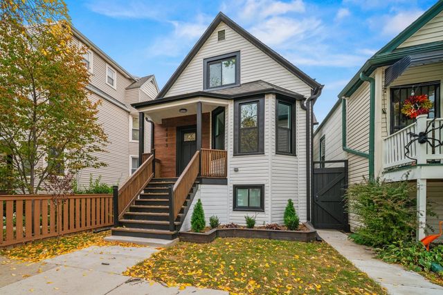 4143 N Drake Avenue, Chicago, IL 60618