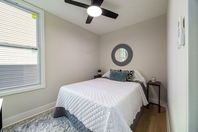 4143 N Drake Avenue, Chicago, IL 60618